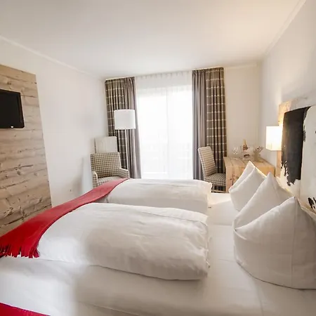 מלון Badischer Landgasthof Hirsch Hügelsheim