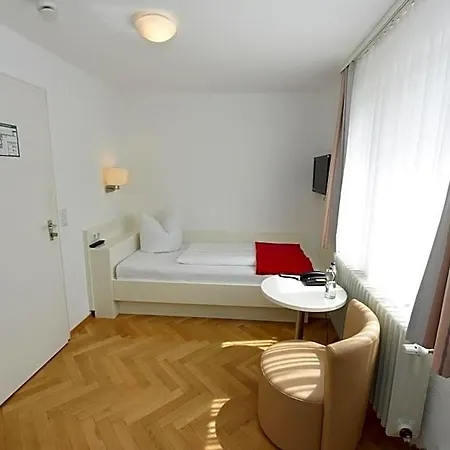 Badischer Landgasthof Hirsch Hotel